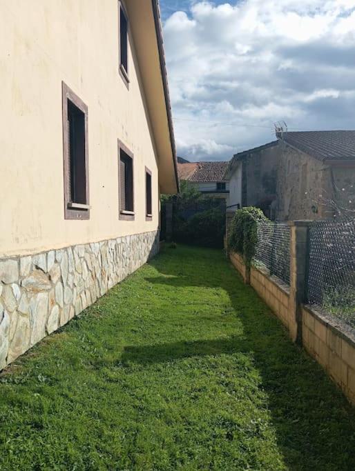 Los Acebos. Mar, Montana, Cuevas Rasines Екстер'єр фото